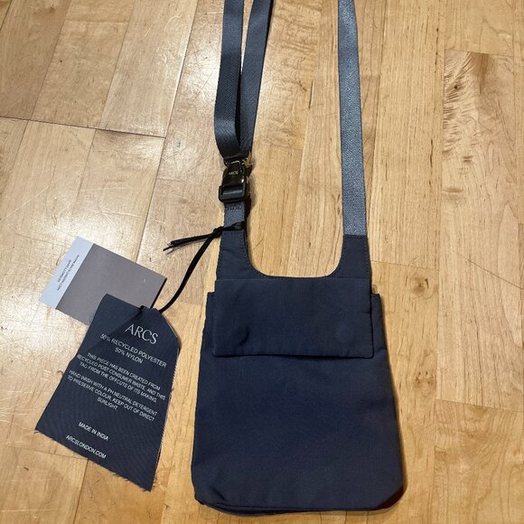ARCS Ghosting Cross-Body Pouch - Depths Color - New With Tags